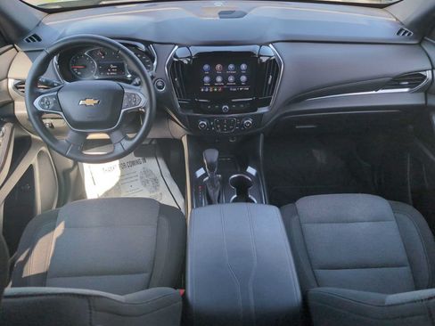 Used 2023 Chevrolet Traverse LT FWD image 20