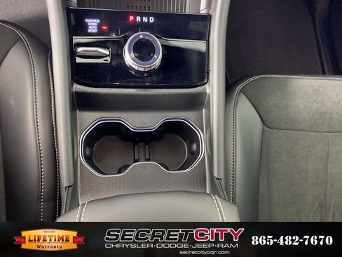 New 2026 Jeep Grand Cherokee Altitude AWD/4WD image 24