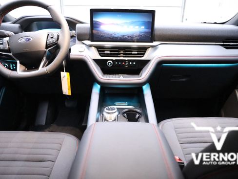 New 2025 Ford Explorer ST-Line w/ Premium Package image 13