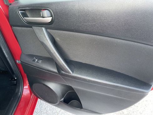 Used 2013 MAZDA MAZDA3 i Touring image 17