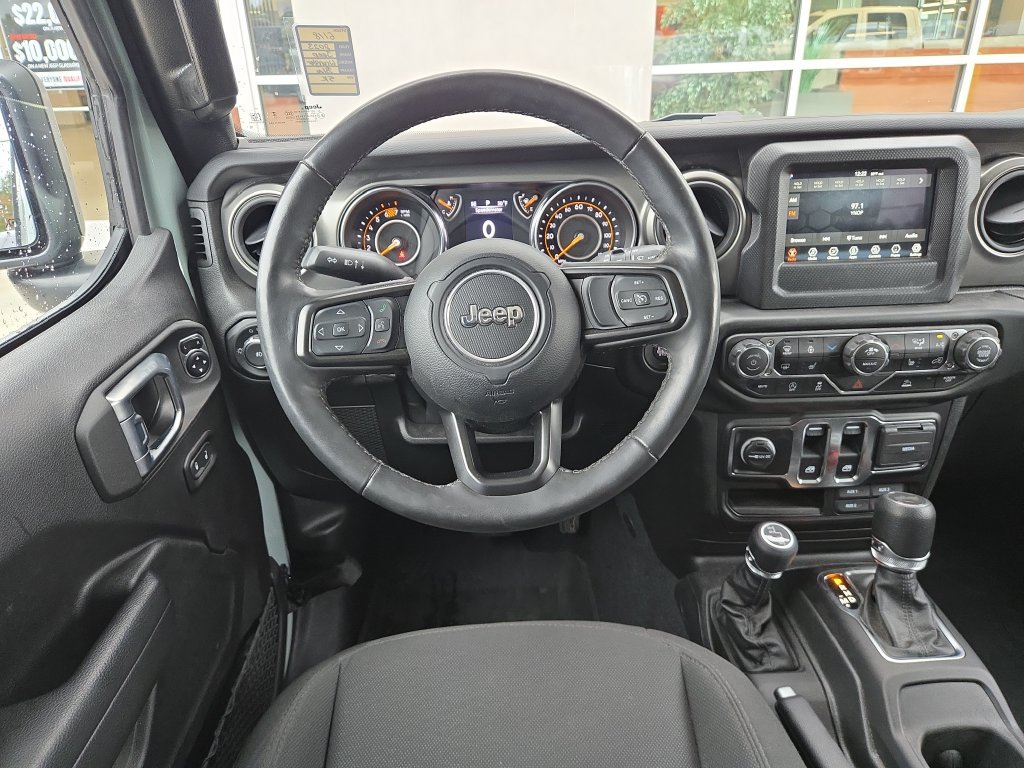 Used 2023 Jeep Wrangler Sport AWD/4WD image 18