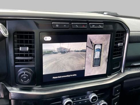 Used 2023 Ford F250 Lariat w/ Lariat Ultimate Package AWD/4WD image 24