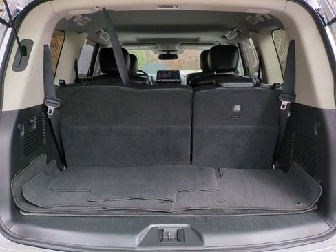 Used 2024 Nissan Armada SL w/ Captain's Chairs Package image 13