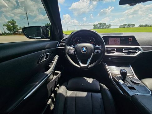Used 2019 BMW 330i Sedan w/ Convenience Package RWD image 13