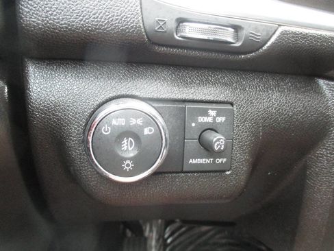Used 2015 Chevrolet Traverse LT AWD/4WD image 19