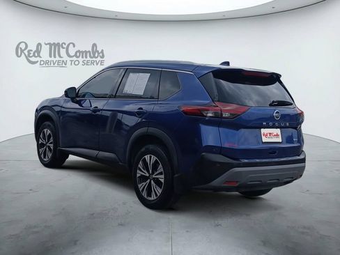 Used 2021 Nissan Rogue SV w/ Premium Package FWD image 3