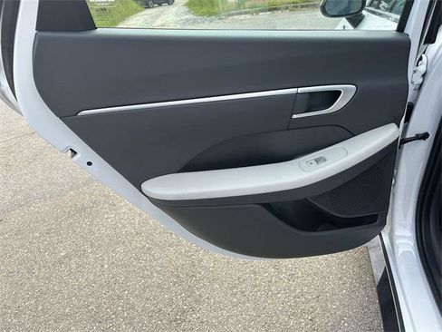 New 2025 Hyundai Sonata SEL image 21