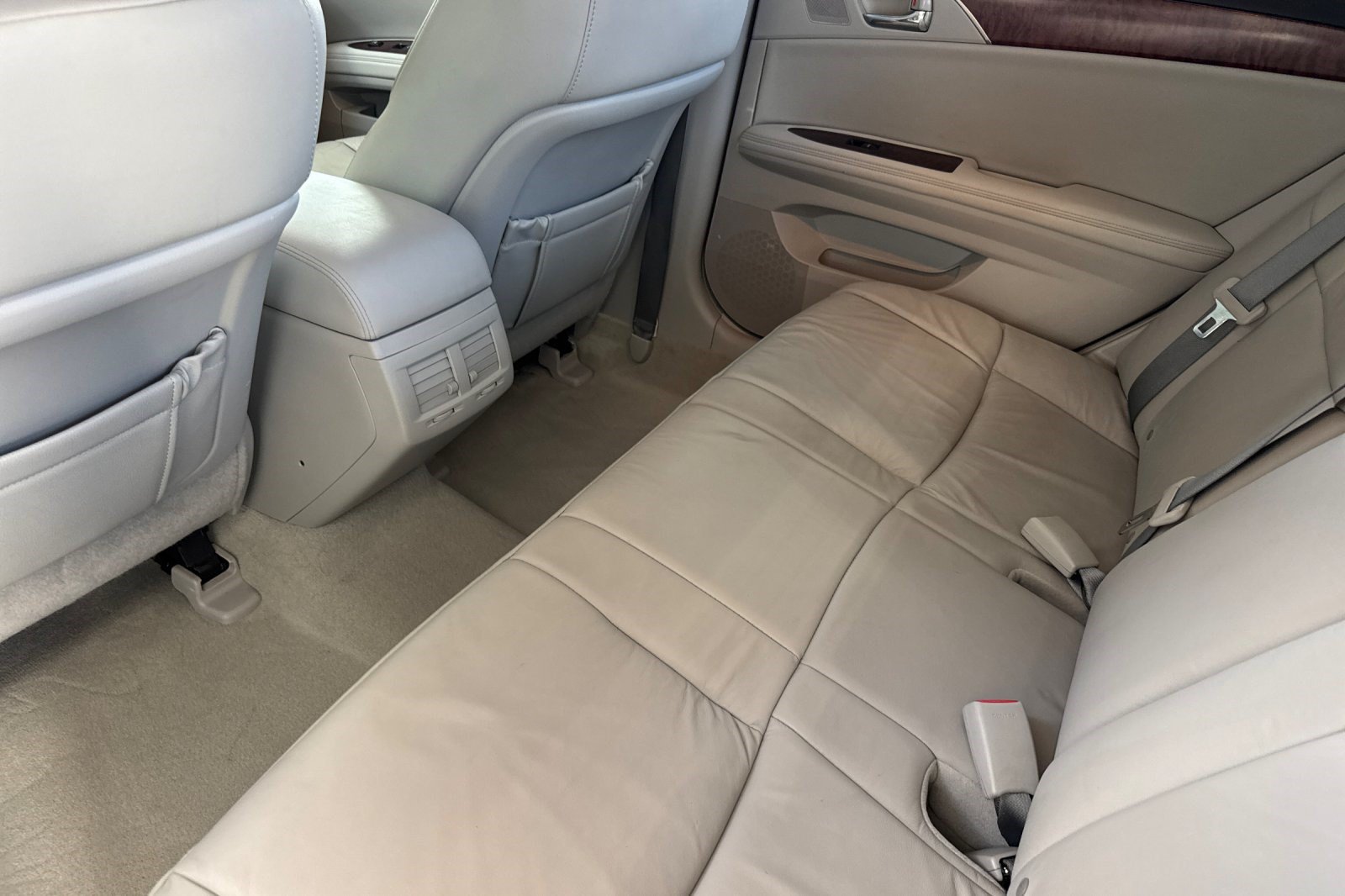 Used 2012 Toyota Avalon FWD image 15