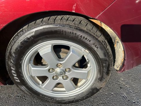 Used 2005 Toyota Prius Hatchback 4D image 27