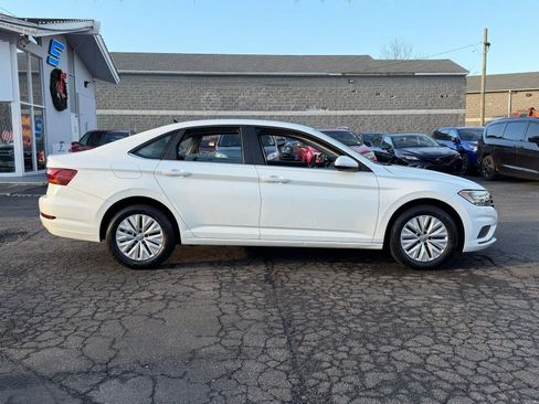 Used 2019 Volkswagen Jetta S image 9