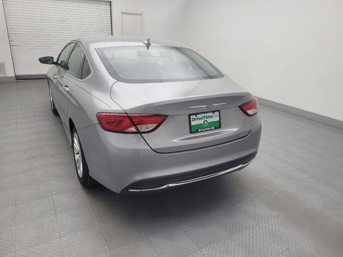 Used 2017 Chrysler 200 Limited Platinum image 6