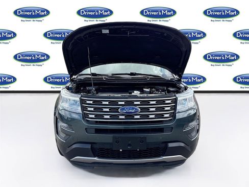 Used 2016 Ford Explorer XLT w/ Equipment Group 202A image 34