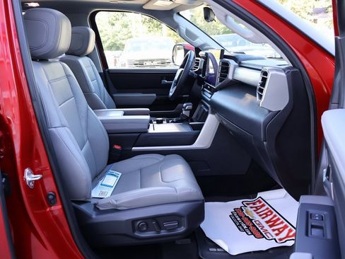 Used 2024 Toyota Sequoia Limited image 43