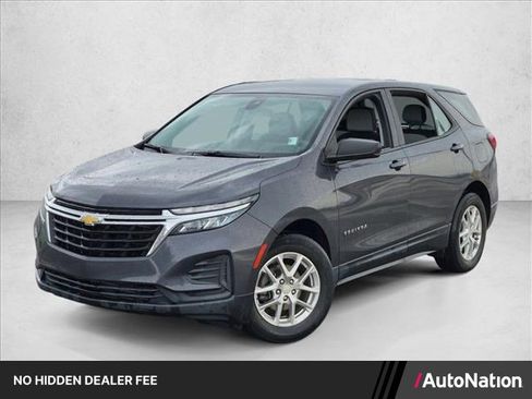Used 2022 Chevrolet Equinox LS FWD image 1