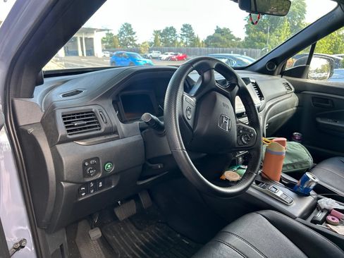 Used 2023 Honda Passport TrailSport image 7