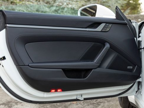 Certified 2024 Porsche 911 Targa 4S image 22