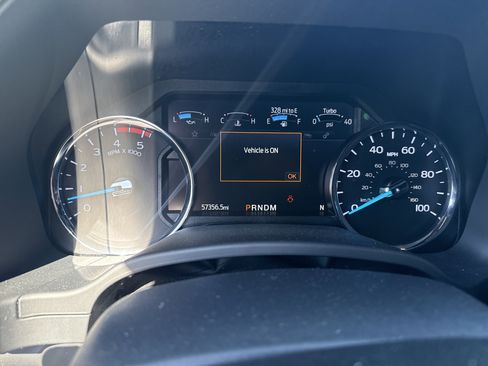 Used 2022 Ford F250 Lariat w/ Tremor Off-Road Package image 9