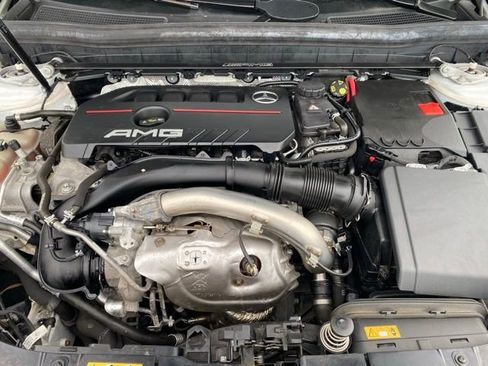 Used 2021 Mercedes-Benz GLB 35 AMG 4MATIC image 10