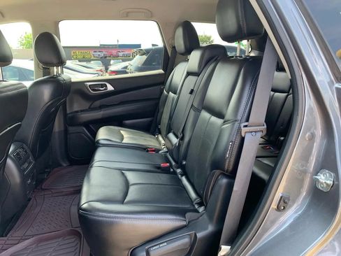 Used 2020 Nissan Pathfinder SL AWD/4WD image 10