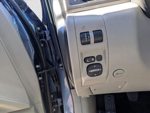 Used 2013 Subaru Forester 2.5X image 18