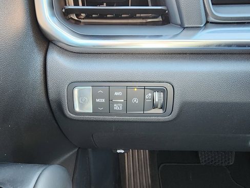 New 2026 GMC Terrain Elevation w/ Elevation Premium Package image 17