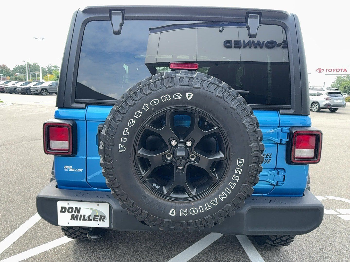 Used 2022 Jeep Wrangler Sport AWD/4WD image 6