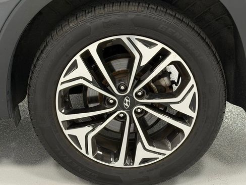 Used 2020 Hyundai Santa Fe Limited image 8