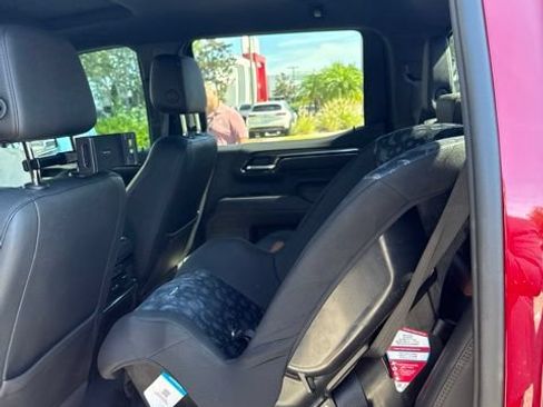 Used 2022 GMC Sierra 1500 AT4 w/ AT4 Premium Package AWD/4WD image 18