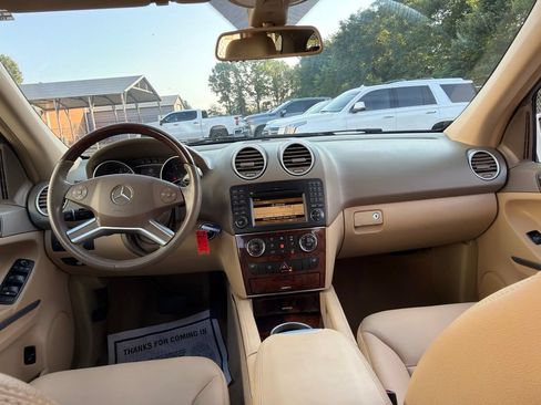 Used 2010 Mercedes-Benz ML 350 2WD image 21