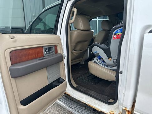 Used 2010 Ford F150 XLT image 30