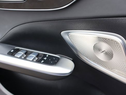 Used 2024 Mercedes-Benz C 36 AMG S image 9