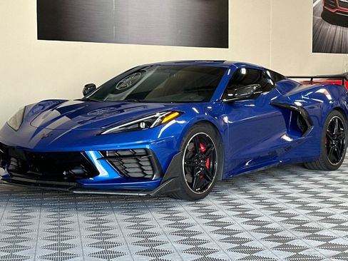 Used 2022 Chevrolet Corvette Stingray Convertible w/ Z51 Performance Package RWD image 8