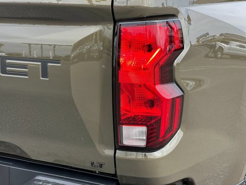 Used 2024 Chevrolet Colorado LT w/ LT Convenience Package RWD image 23