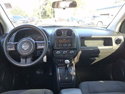 Used 2013 Jeep Compass Sport FWD image 18