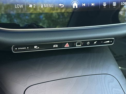 New 2026 Mercedes-Benz E 450 4MATIC Sedan image 27