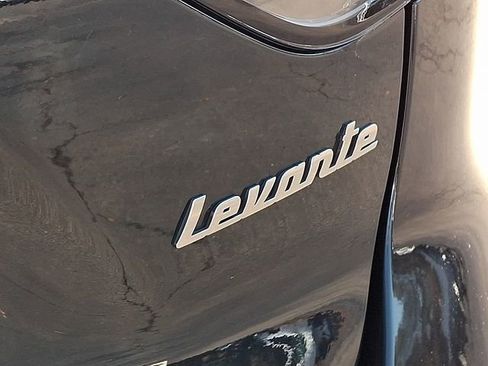 Used 2022 Maserati Levante Modena image 36