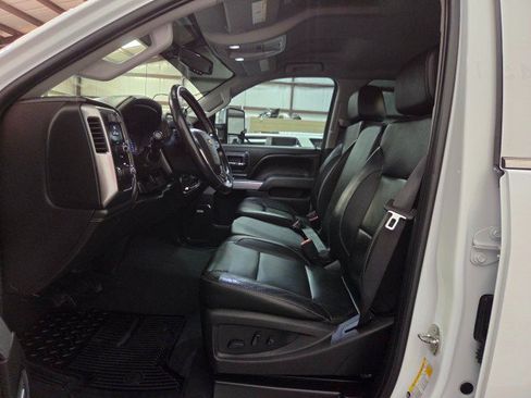 Used 2019 Chevrolet Silverado 2500 LTZ w/ Duramax Plus Package AWD/4WD image 65