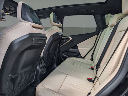 New 2025 BMW X3 xDrive30i w/ Convenience Package image 15