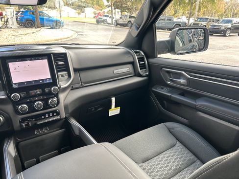 New 2026 RAM 1500 4x4 Crew Cab image 50