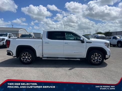 New 2026 GMC Sierra 1500 SLT w/ SLT Premium Plus Package AWD/4WD image 8