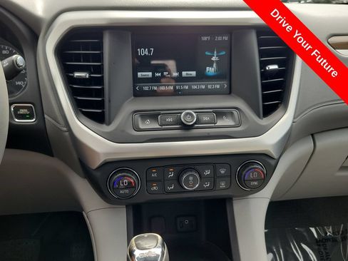 Used 2017 GMC Acadia SLE FWD image 13