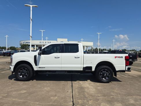 Used 2024 Ford F250 Lariat w/ Sport Appearance Package AWD/4WD image 9