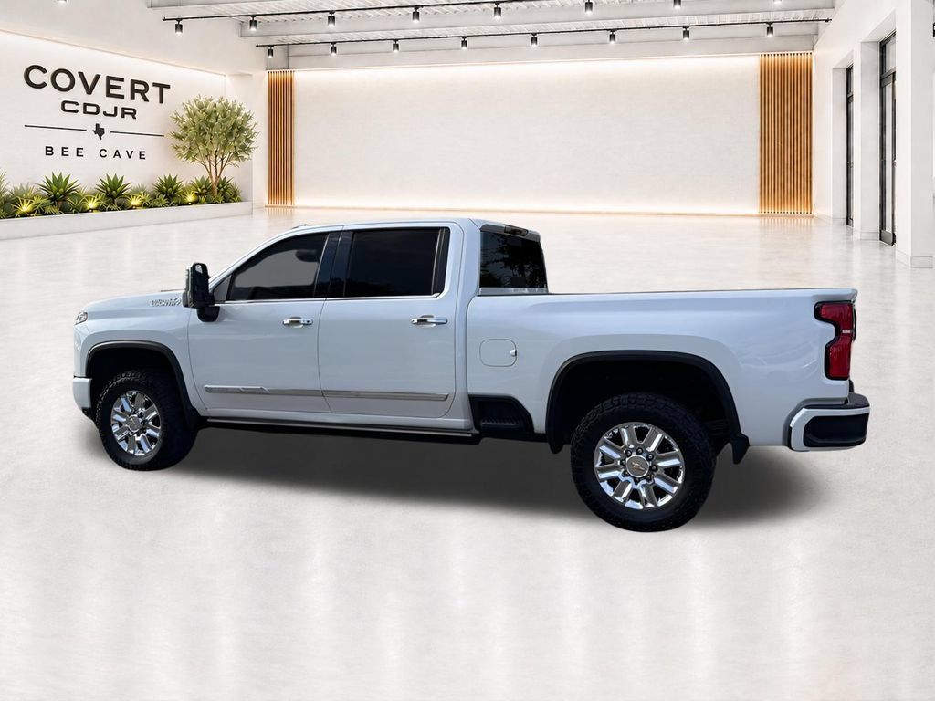 Used 2024 Chevrolet Silverado 2500 High Country w/ High Country Premium Package AWD/4WD image 12