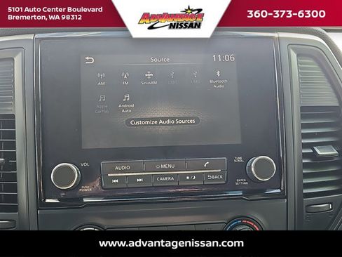 Used 2022 Nissan Titan SV w/ Accessory Utility Package image 15