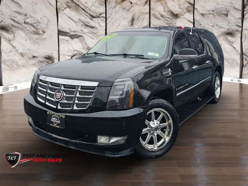 Used 2009 Cadillac Escalade ESV AWD image 3