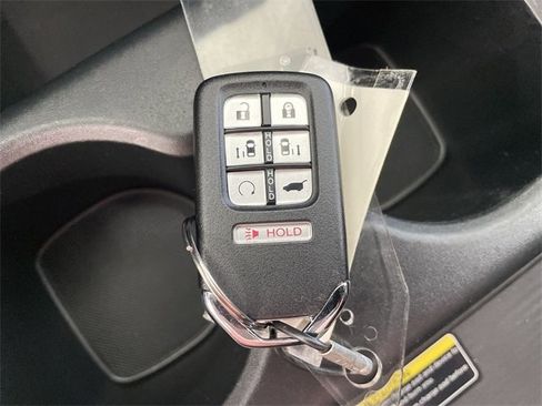 Used 2023 Honda Odyssey Elite image 34
