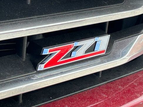 Used 2018 Chevrolet Silverado 1500 LTZ Z71 w/ LTZ Plus Package AWD/4WD image 12
