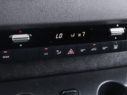 Used 2023 Mercedes-Benz Sprinter 2500 image 29