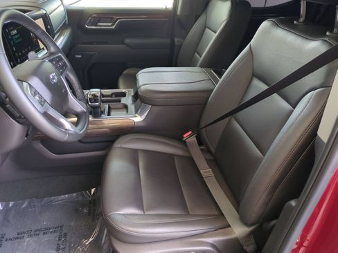 Used 2025 Chevrolet Silverado 1500 RST w/ Convenience Package II RWD image 22