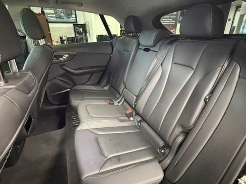 Used 2022 Audi Q8 Premium Plus w/ Premium Plus Package AWD/4WD image 14